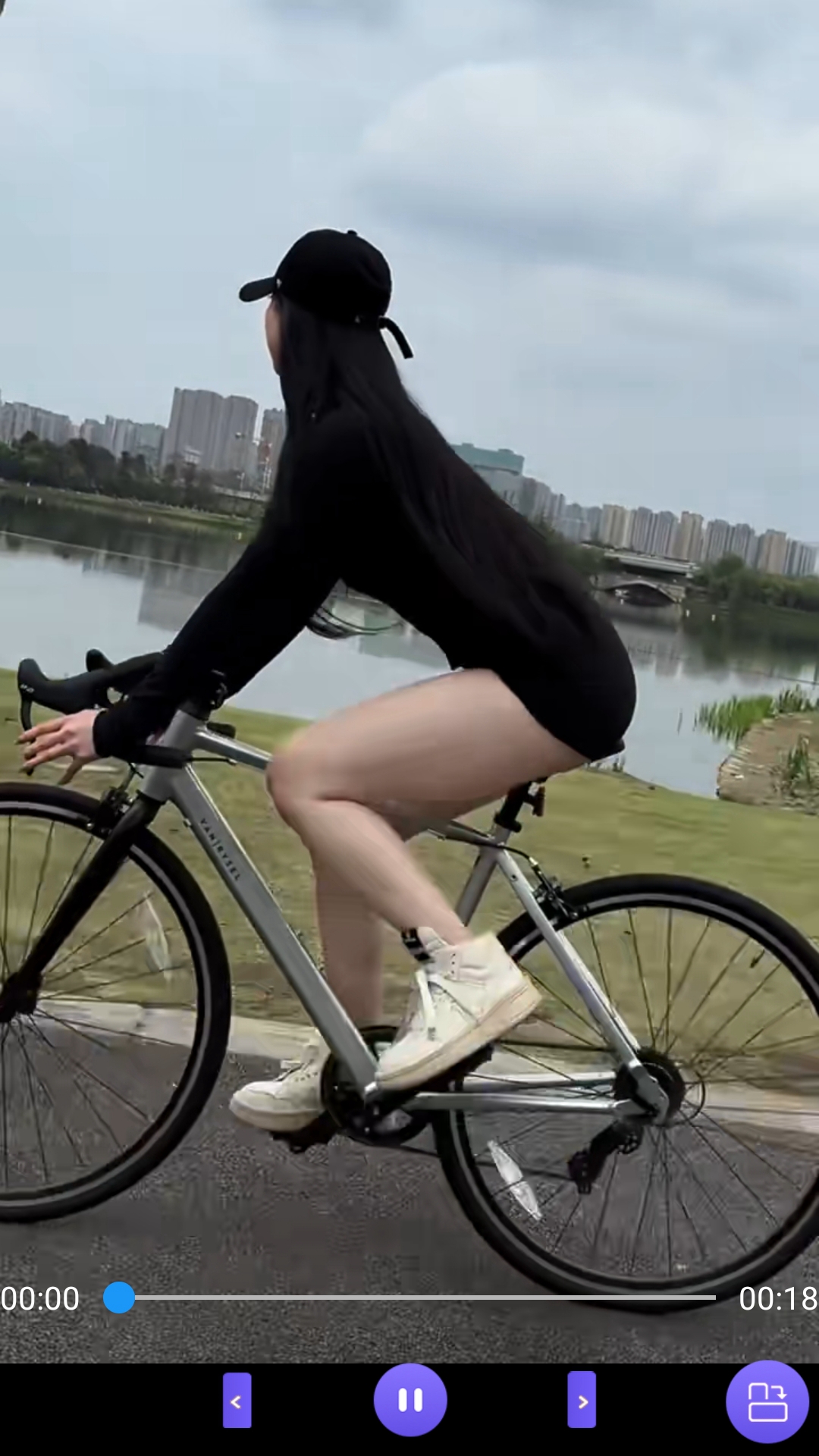 桃鹿绘子截图